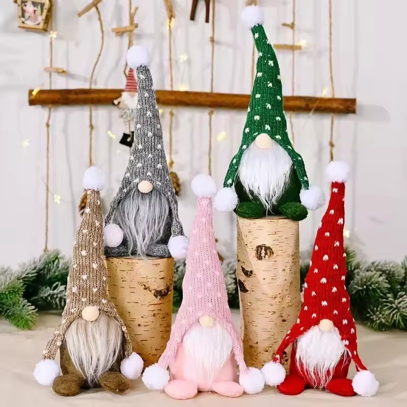 ตุ๊กตาซานต้าผ้ากำมะหยี่รูปโนมค - Home Bargains บทวิจารณ์และราคา